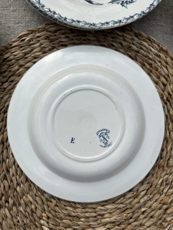 II. Suite de 6 assiettes creuses dépareillées – Image 6