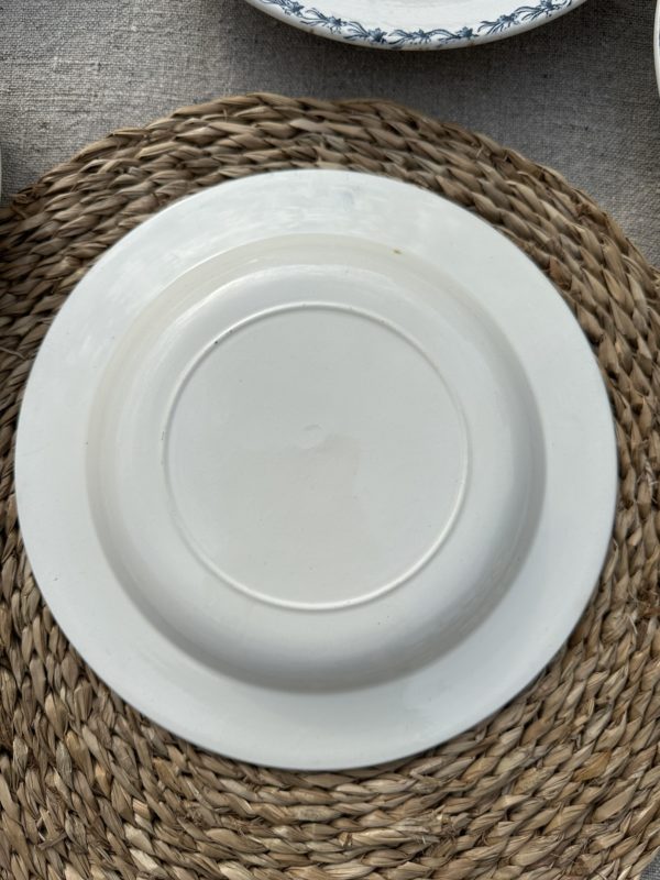 II. Suite de 6 assiettes creuses dépareillées – Image 10