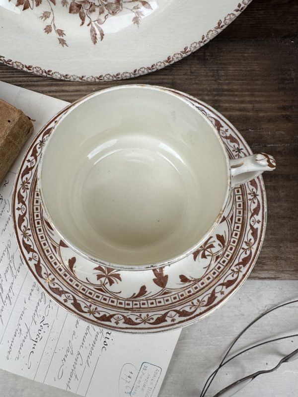 Grande tasse à chocolat et sa sous-tasse Creil et Montereau – Image 2