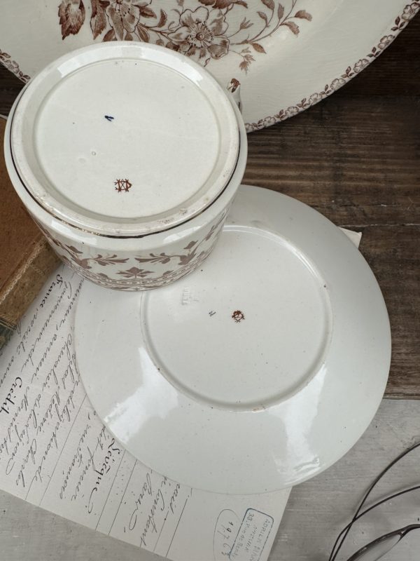 Grande tasse à chocolat et sa sous-tasse Creil et Montereau – Image 4