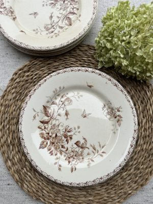 IV. Suite de 6 assiettes plates Gien modèle Mai