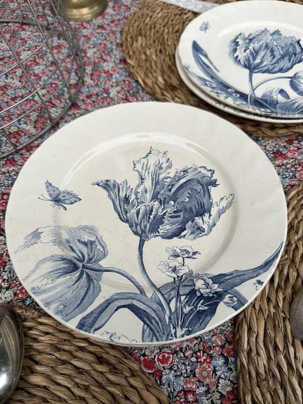 Suite de 6 assiettes à dessert Creil et Montereau modèle Tulipes – Image 6
