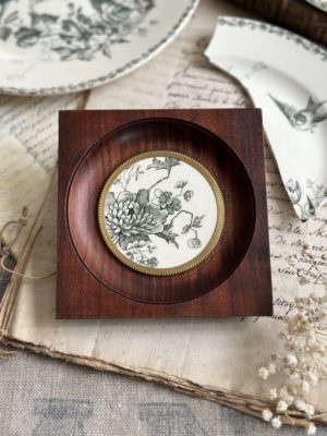 Cadre bois, laiton et terre de fer Choisy le Roi