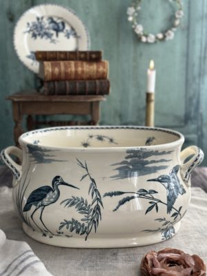 PIECE D'EXCEPTION, très grand bassin rafraichissoir Lunéville Oiseaux des marais" - XIXème