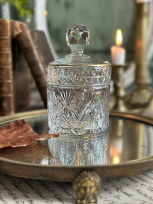 Boite à poudre cristal St Louis pour Galleries Lafayette - datant d'avant 1936 - étiquette originale